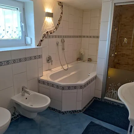 Semesterbostad Haus Allgaeublick Bei Kronburg - Alleinlage Mit Sauna, Kamin Und Eingezaeuntem Garten Bad Grönenbach
